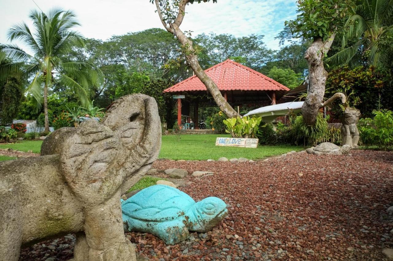 Yubarta Lodge Uvita Exterior photo